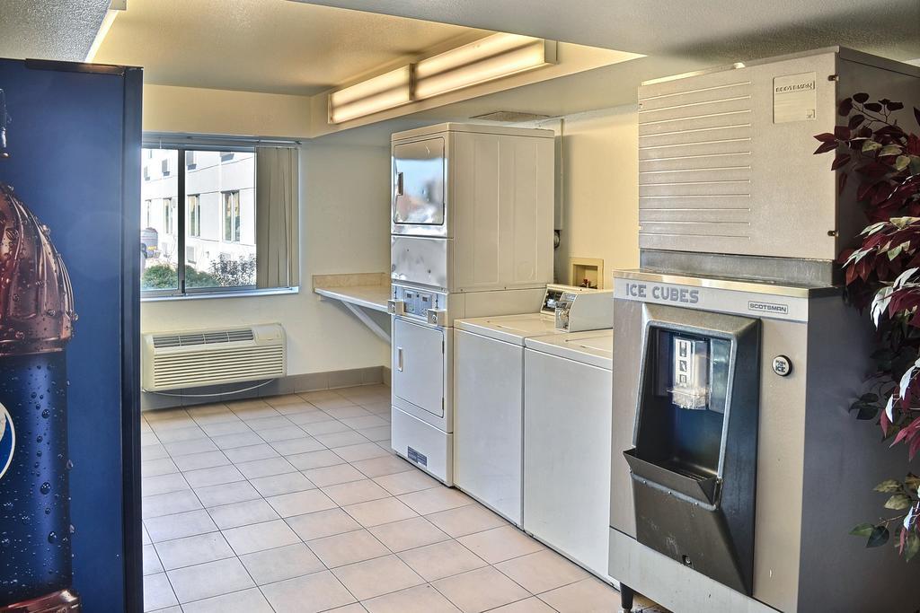 Motel 6-Billings, Mt - North Екстериор снимка