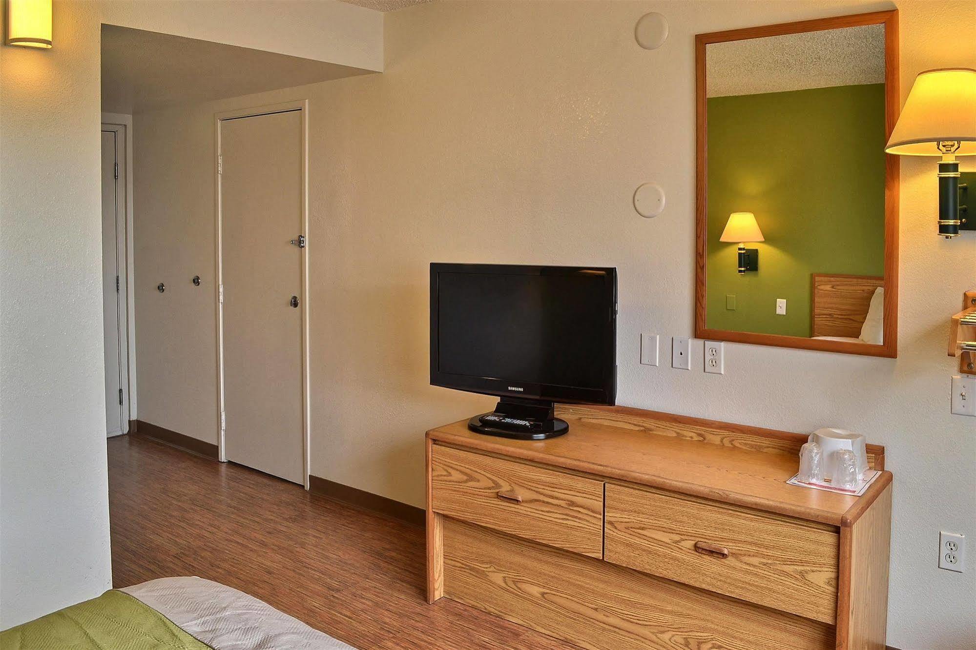 Motel 6-Billings, Mt - North Екстериор снимка