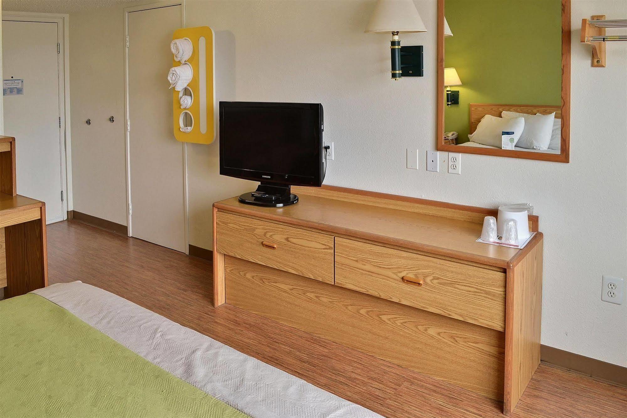 Motel 6-Billings, Mt - North Екстериор снимка
